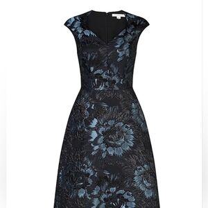 Kay Unger Isabetta Jacquard Floral Gown